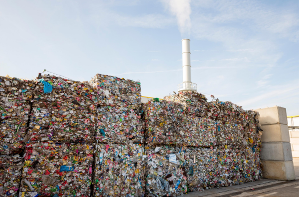 Supporting recycling plant operations.